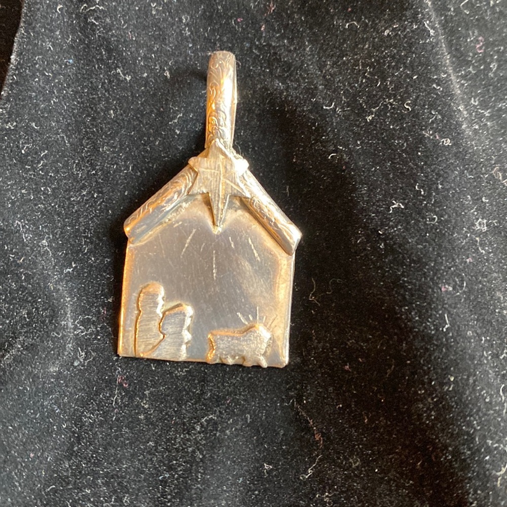 Pendant with large bezel to fit any necklace or cuff.